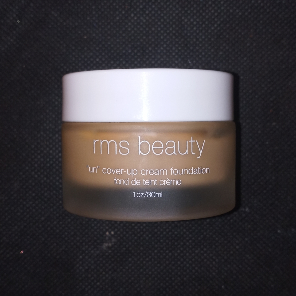 "Un" Cover-Up Natural Finish Cream Foundation
